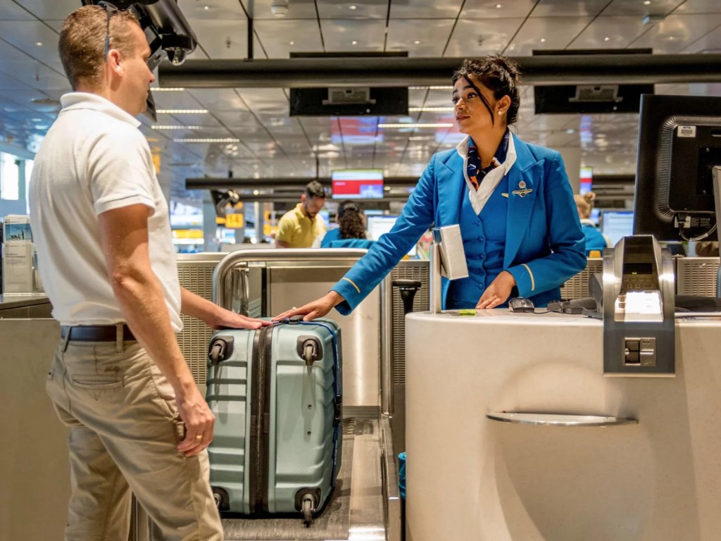 First-time Flight Travel Abroad? What is the&nbsp;procedure?